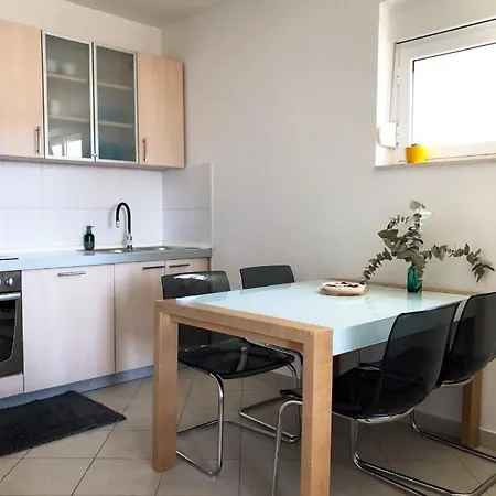 Ones 公寓 特罗吉尔